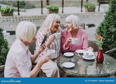 older woman fun|Older woman have more fun : r/obsf